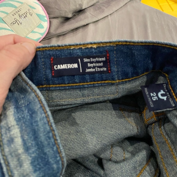 True Religion Cameron size 25 distressed jeans - Picture 3 of 5